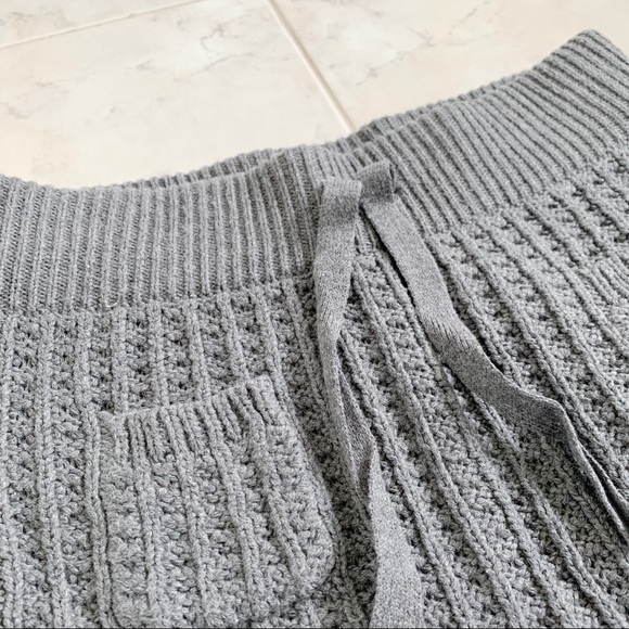 Gray Adjustable Knit Skirt Girls w/ Pockets - Picture 2 of 5